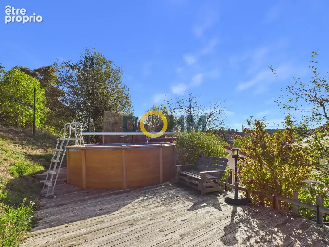 Maison familiale avec jardin, piscine et garages à Saint-Ferréol-d’Auroure - photo 21