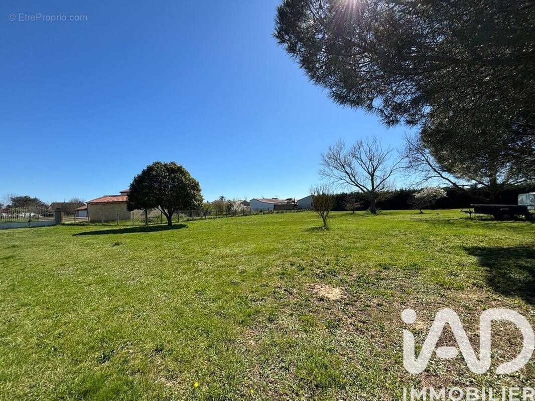 Photo 1 - Terrain à LABARTHE-SUR-LEZE