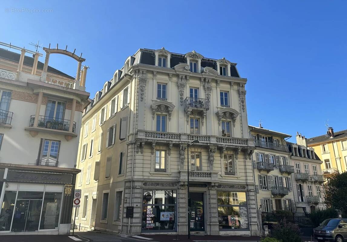 Appartement à AIX-LES-BAINS