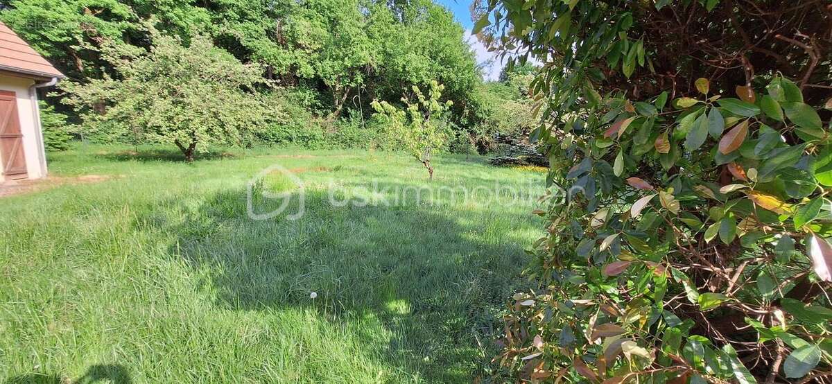 Maison à LA BUSSIERE