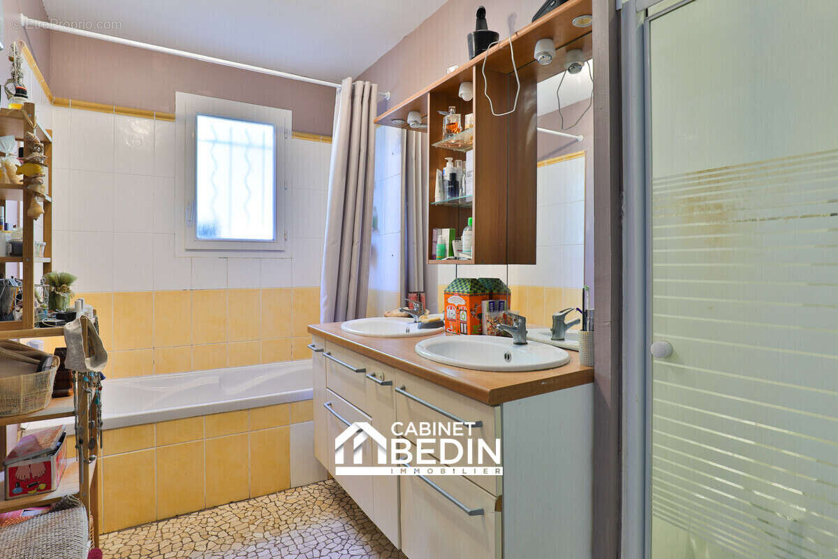 Maison 183 m² à Biganos  - photo 9