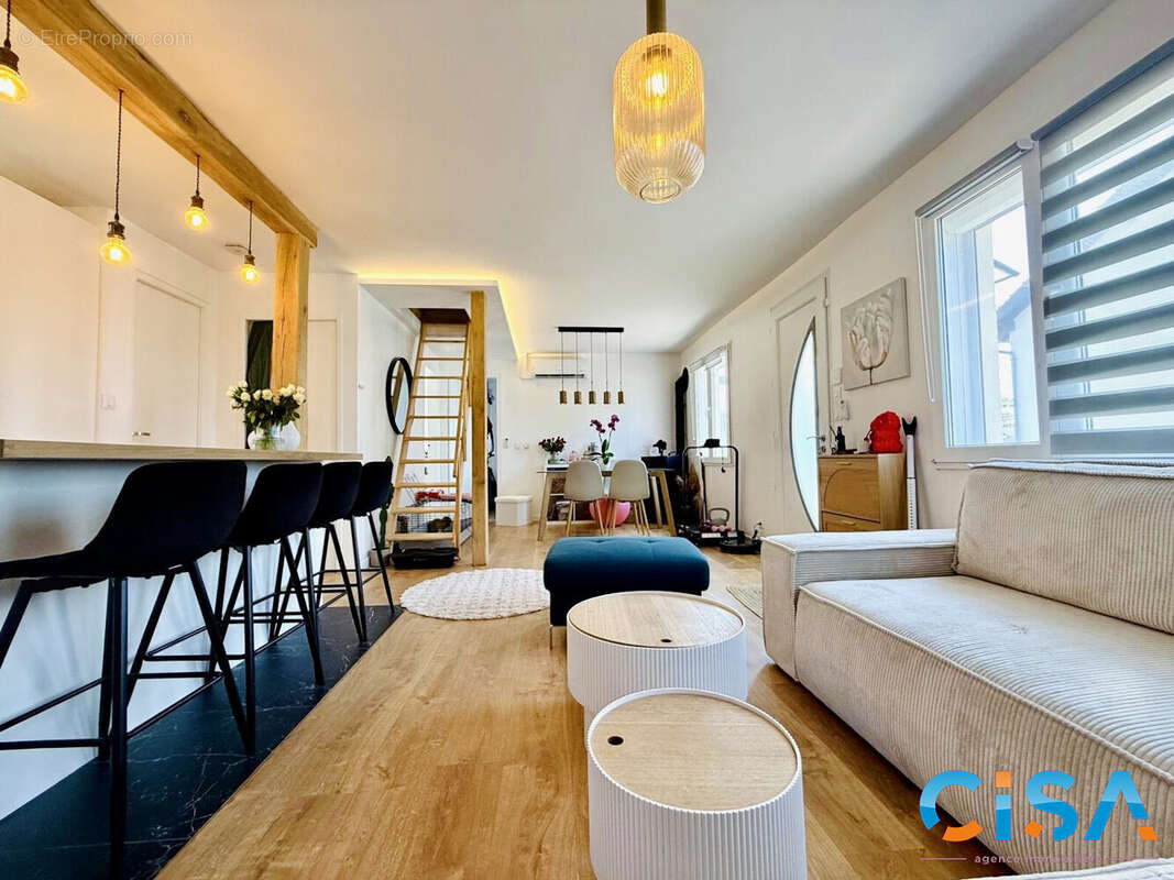 Maison à NEUILLY-EN-THELLE