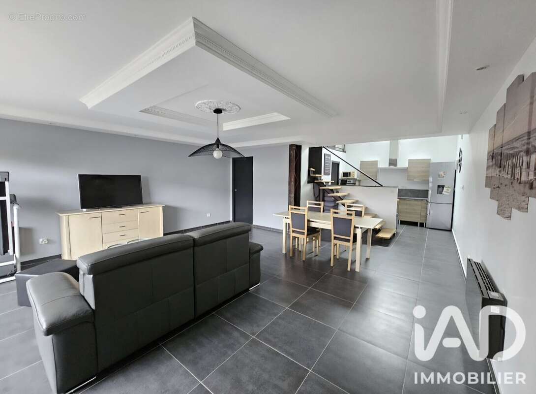 Photo 3 - Maison à VERRIERES