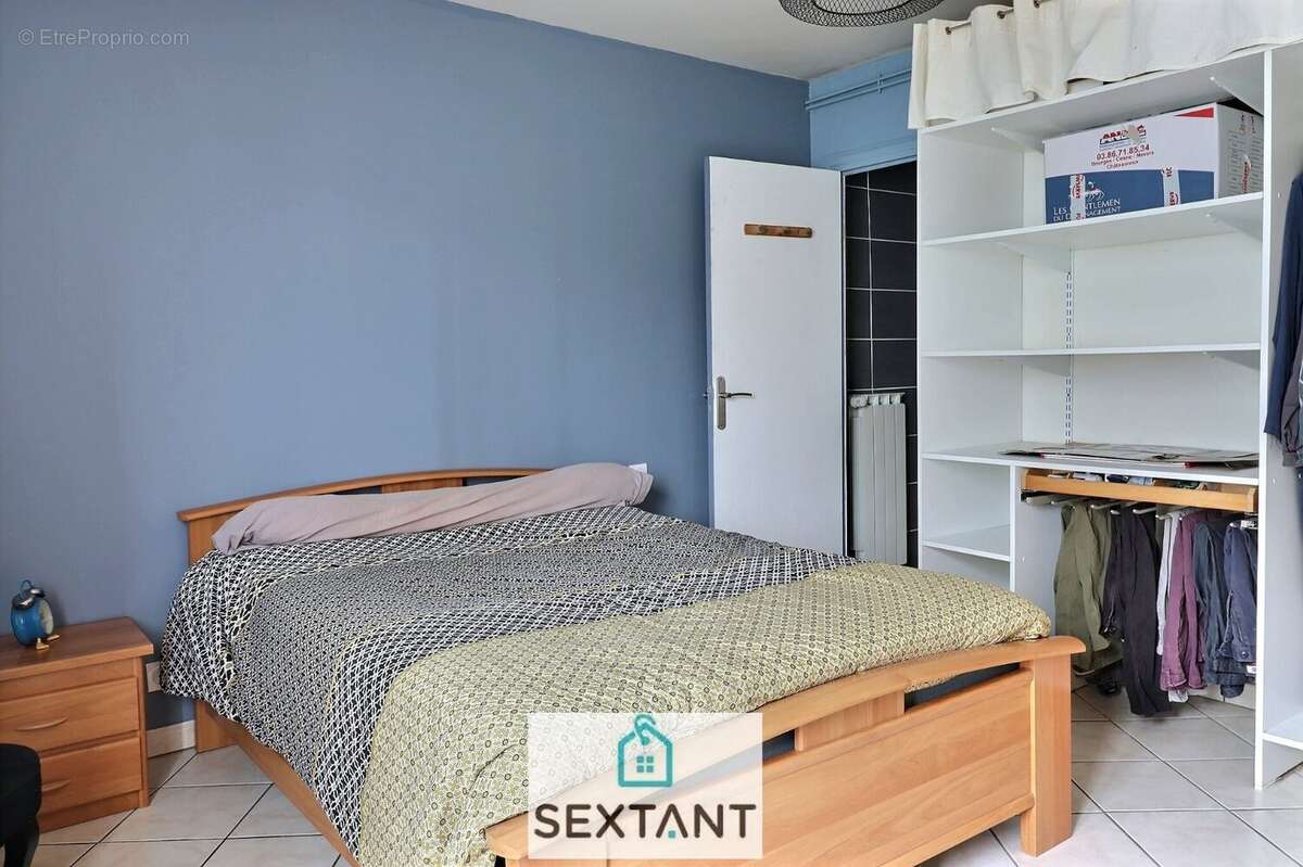 Maison mitoyenne 63m² 63300 Thiers - photo 6
