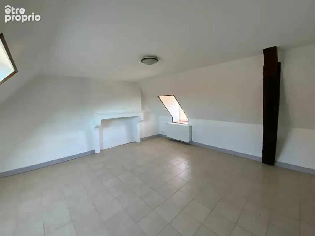 AUXY - Maison de village de 141 m² hab. (3 chambres) avec dépendance et garage. - photo 15
