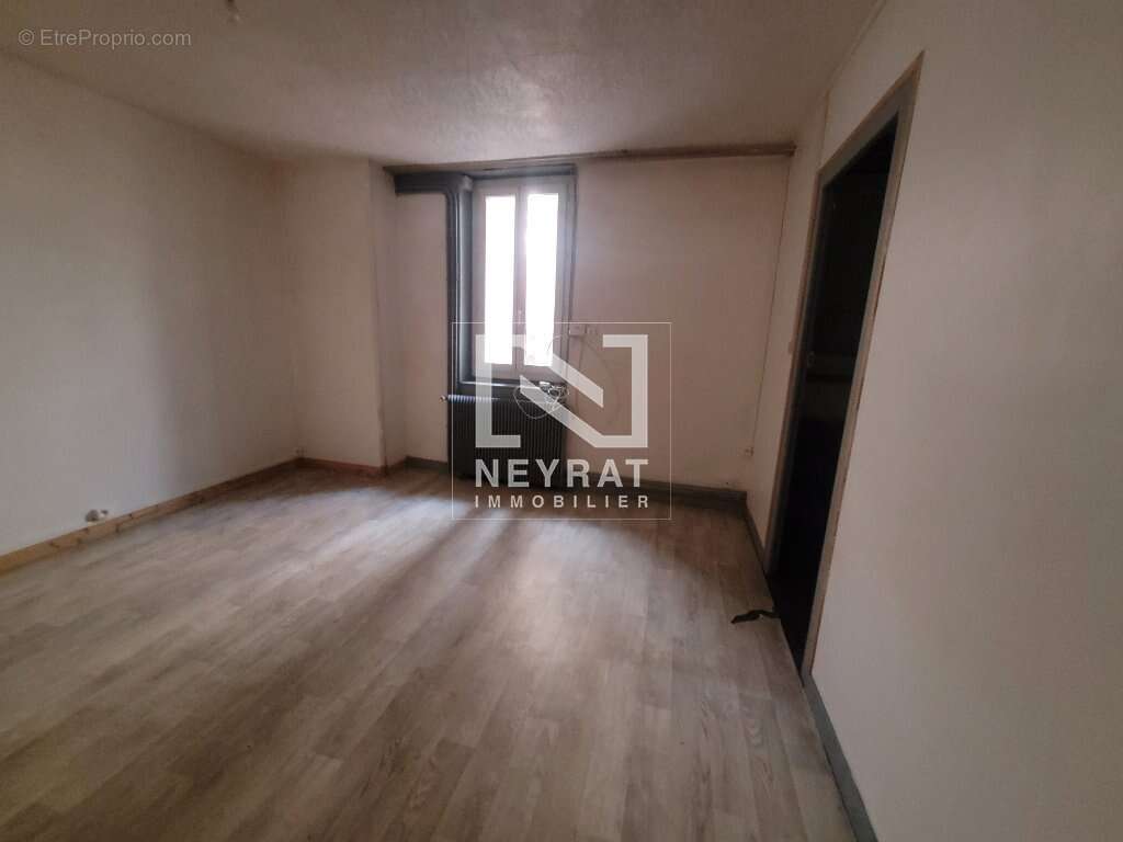 Appartement à DIGOIN