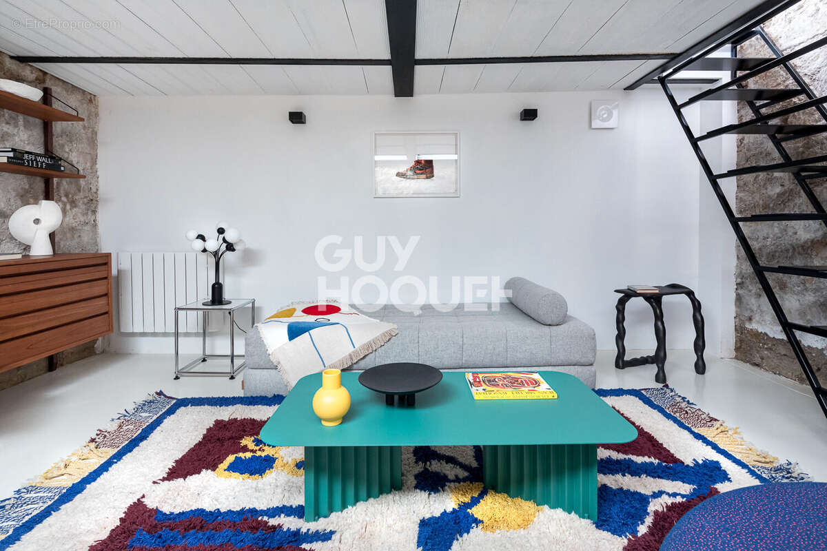 Appartement à PARIS-20E
