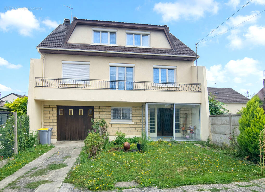 Maison à MITRY-MORY
