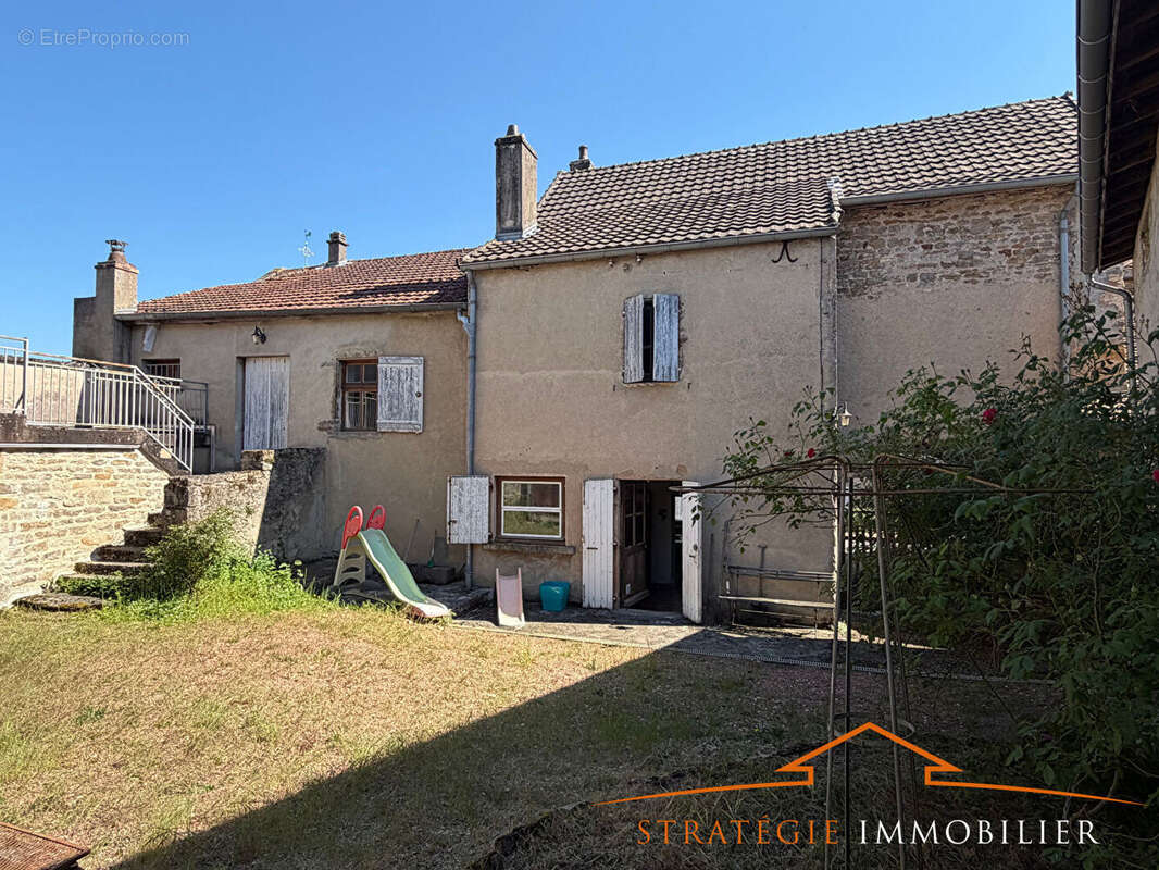 Maison à CHARRECEY