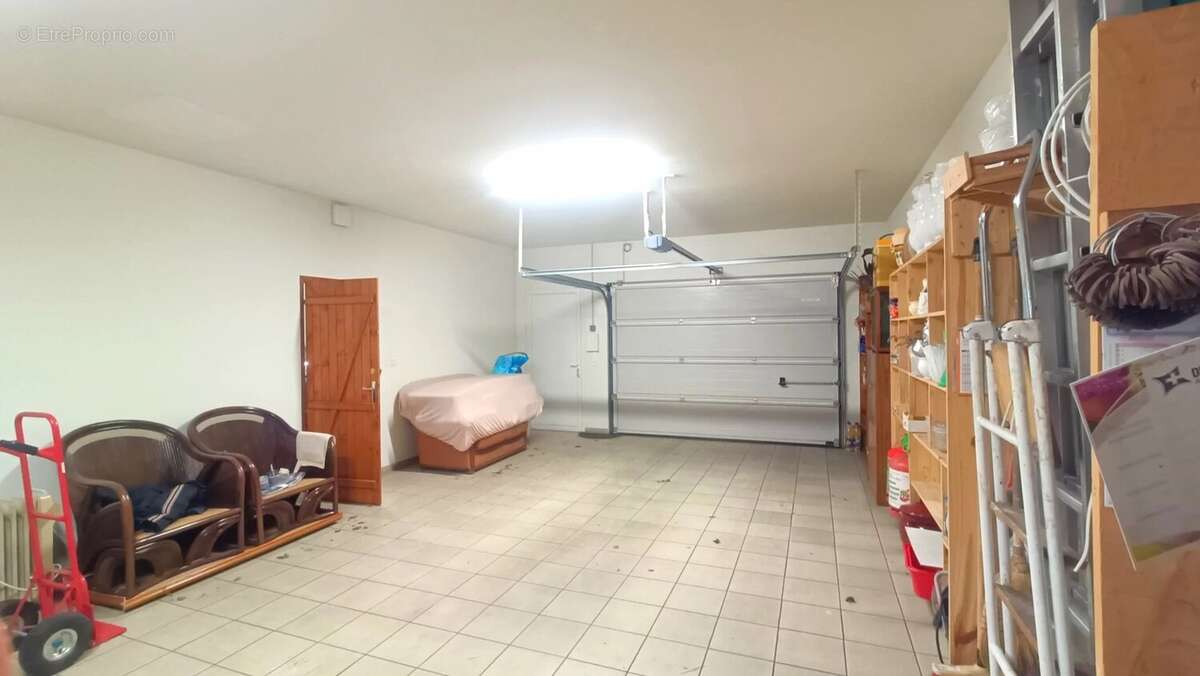 Maison à NEUVILLE-DE-POITOU