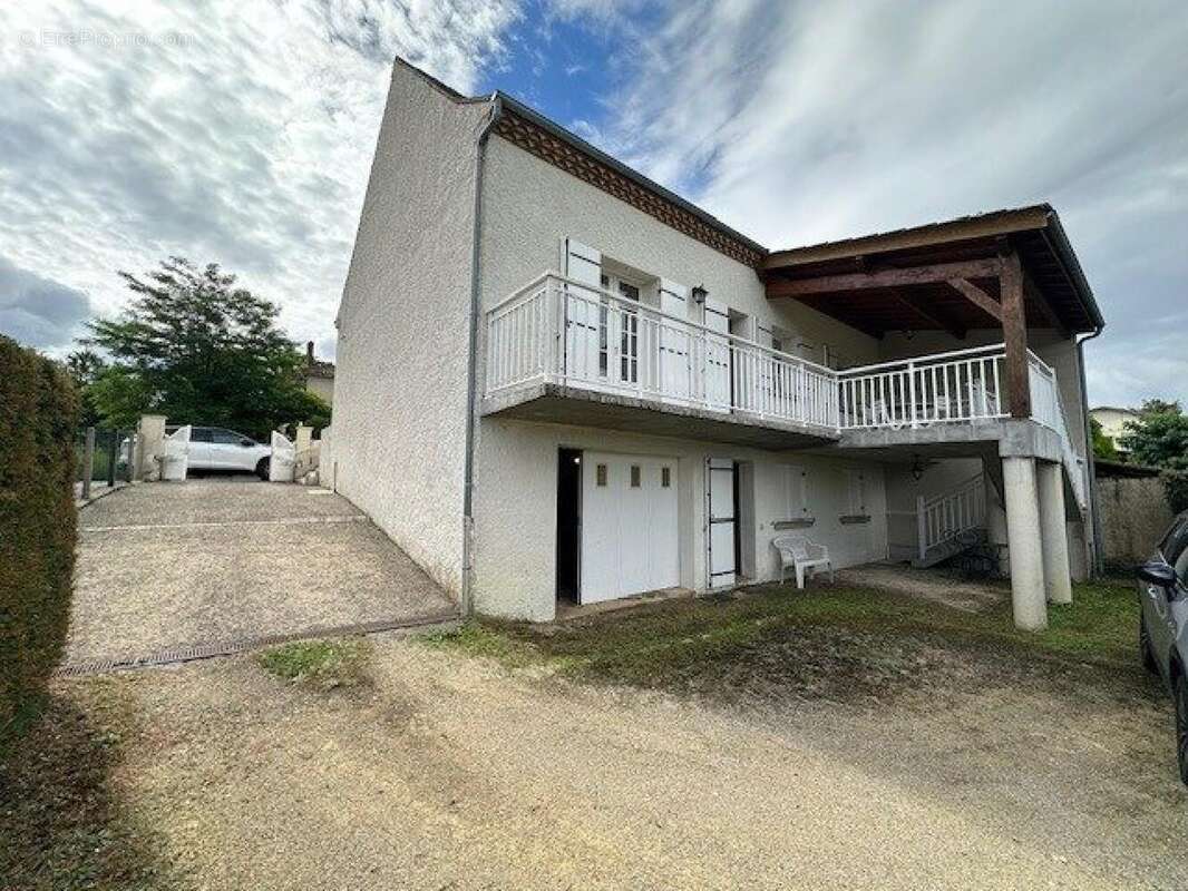 Photo 9 - Maison à LE BUISSON-DE-CADOUIN