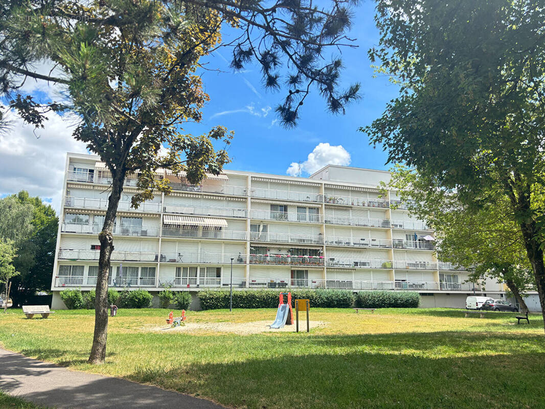 Appartement à CHEVIGNY-SAINT-SAUVEUR