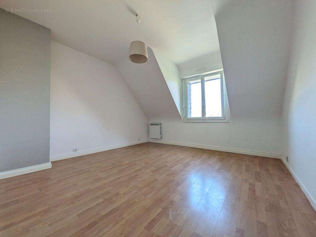 Maison à fort potentiel - 4 chambres - photo 13
