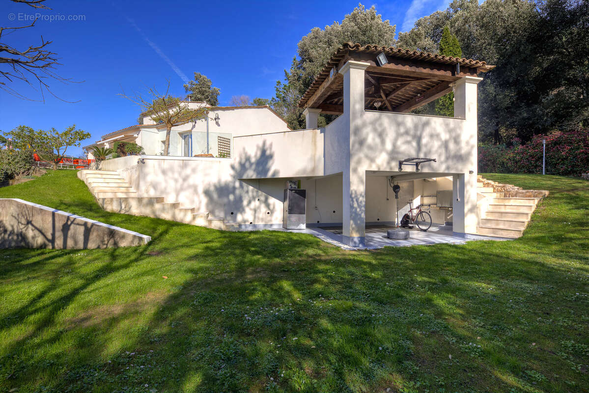 Maison à LA COLLE-SUR-LOUP
