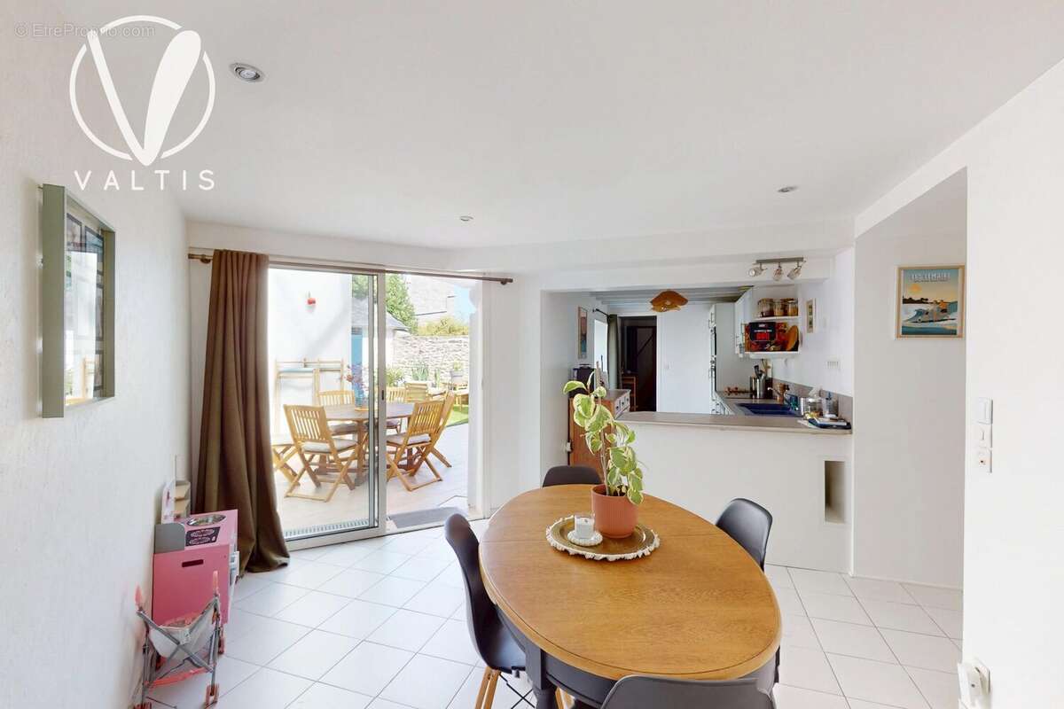 Maison 137 m² à Saint-Cast-Le-Guildo  - photo 5