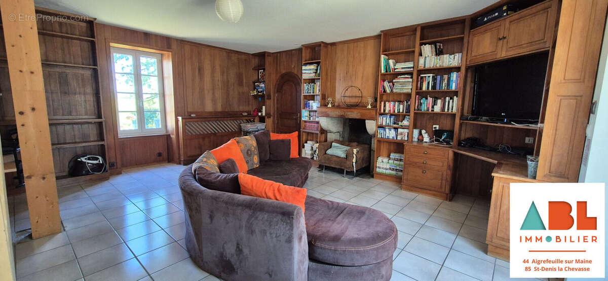 Maison à SAINT-DENIS-LA-CHEVASSE