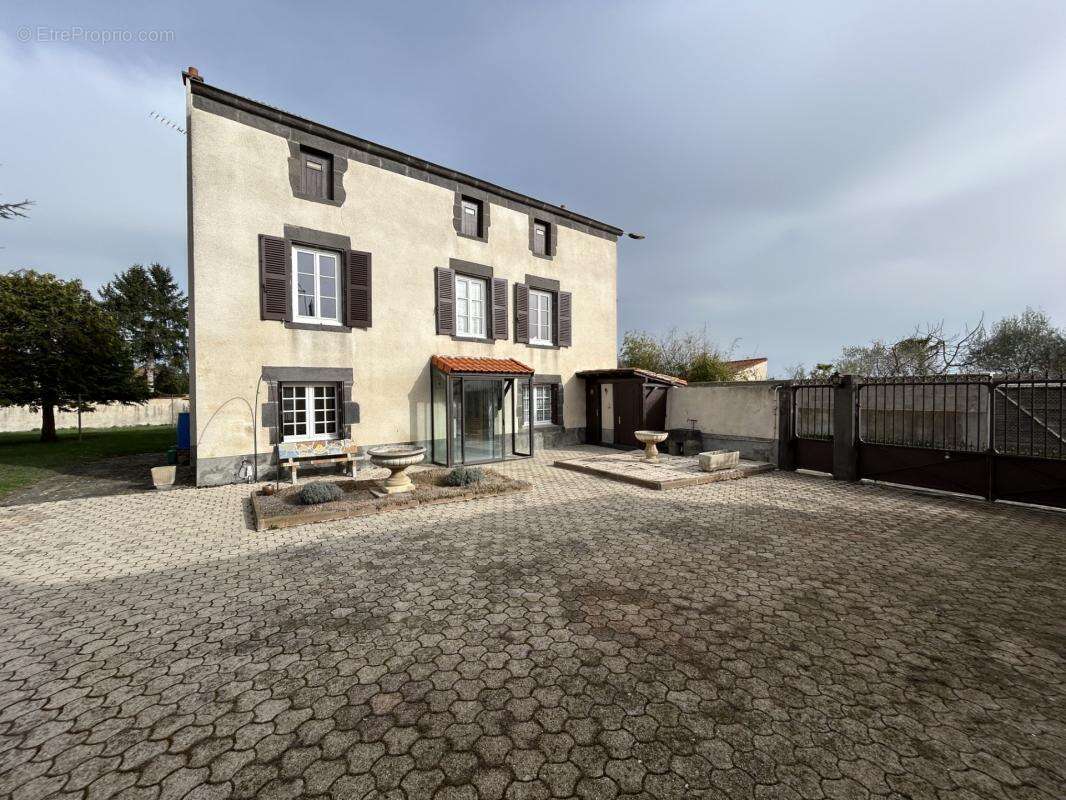 SAINT BEAUZIRE Targnat Maison 105 m2 - photo 18