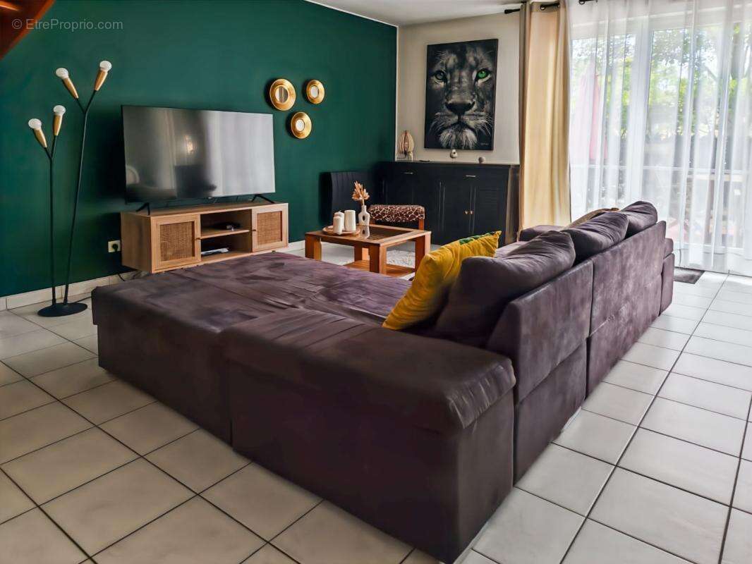 Appartement à TIGERY