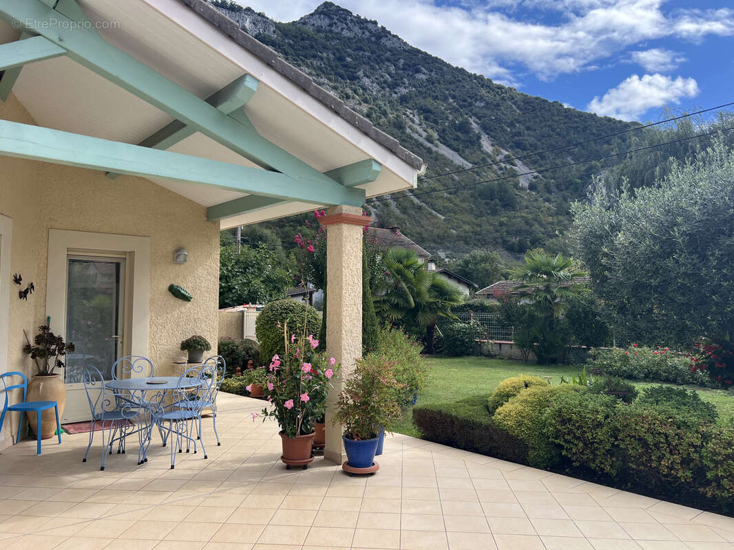 Maison à TARASCON-SUR-ARIEGE