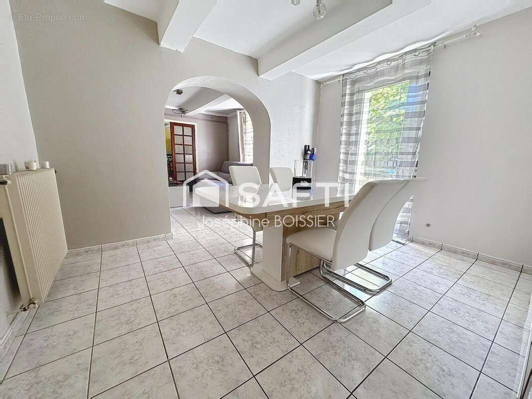 Photo 7 - Maison à LE PONTET