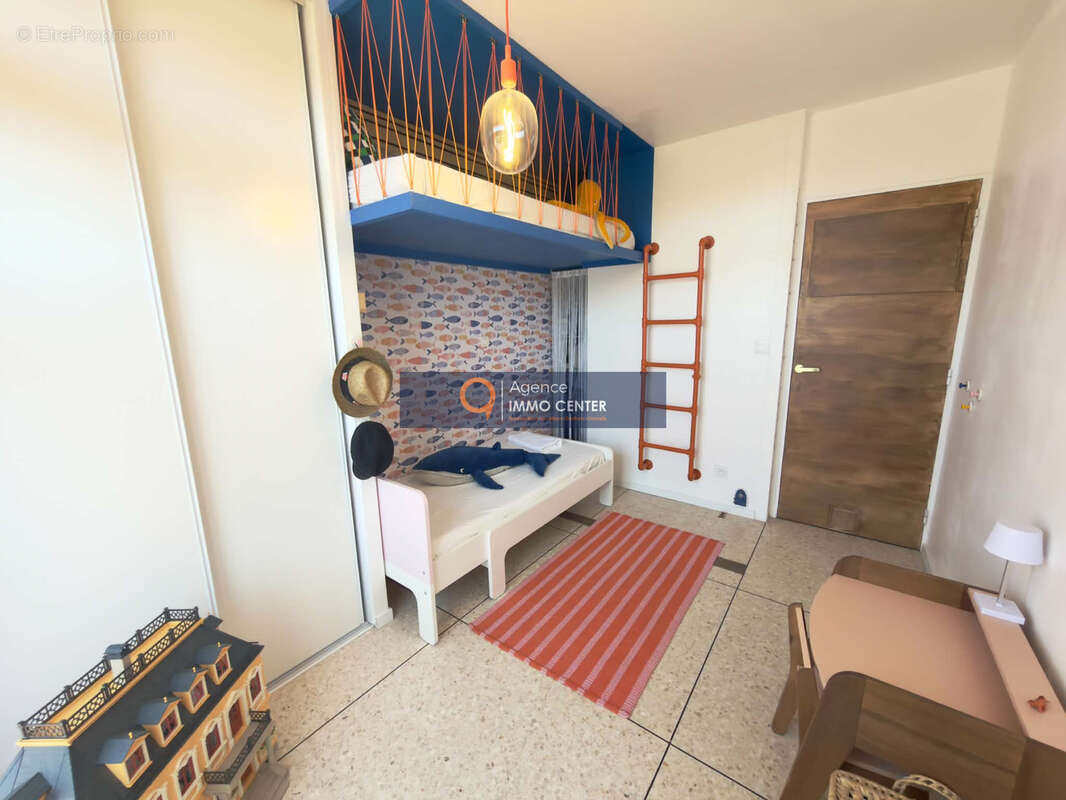 Appartement à SAINT-MANDRIER-SUR-MER