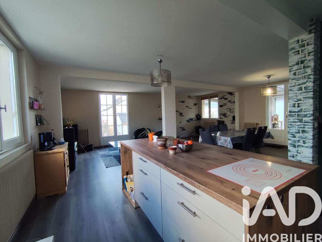 Photo 4 - Maison à SAINT-JEAN-DE-LA-RUELLE