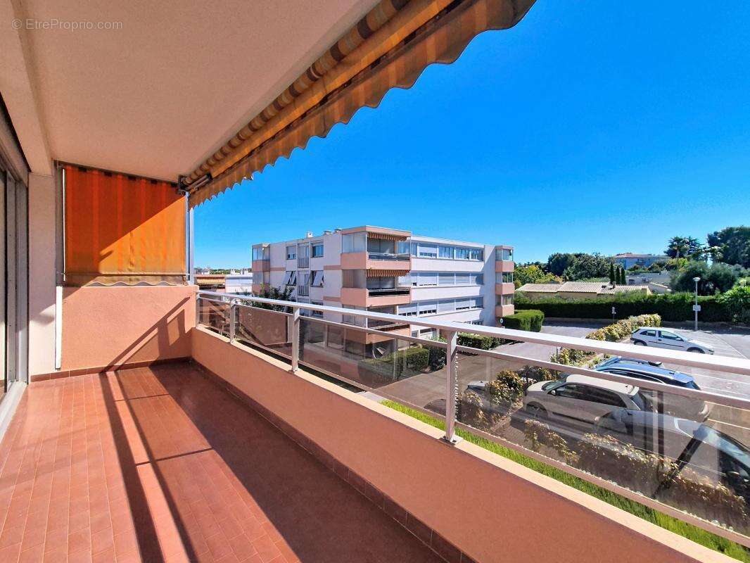 Appartement à LE CANNET