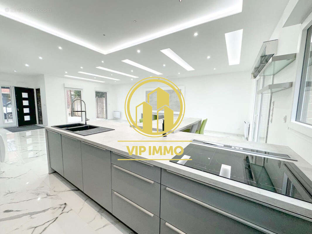 Maison à WATTIGNIES