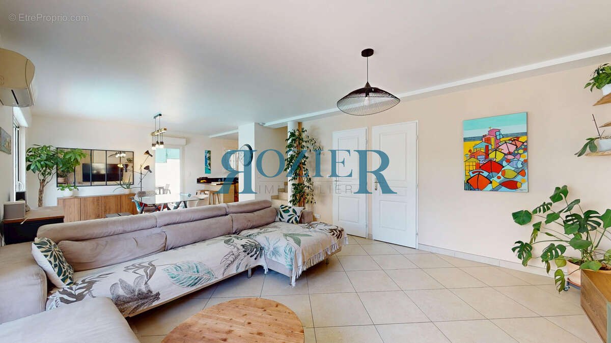 MOUGINS   Maison jumelée provençale avec piscine   4 chambres - photo 8