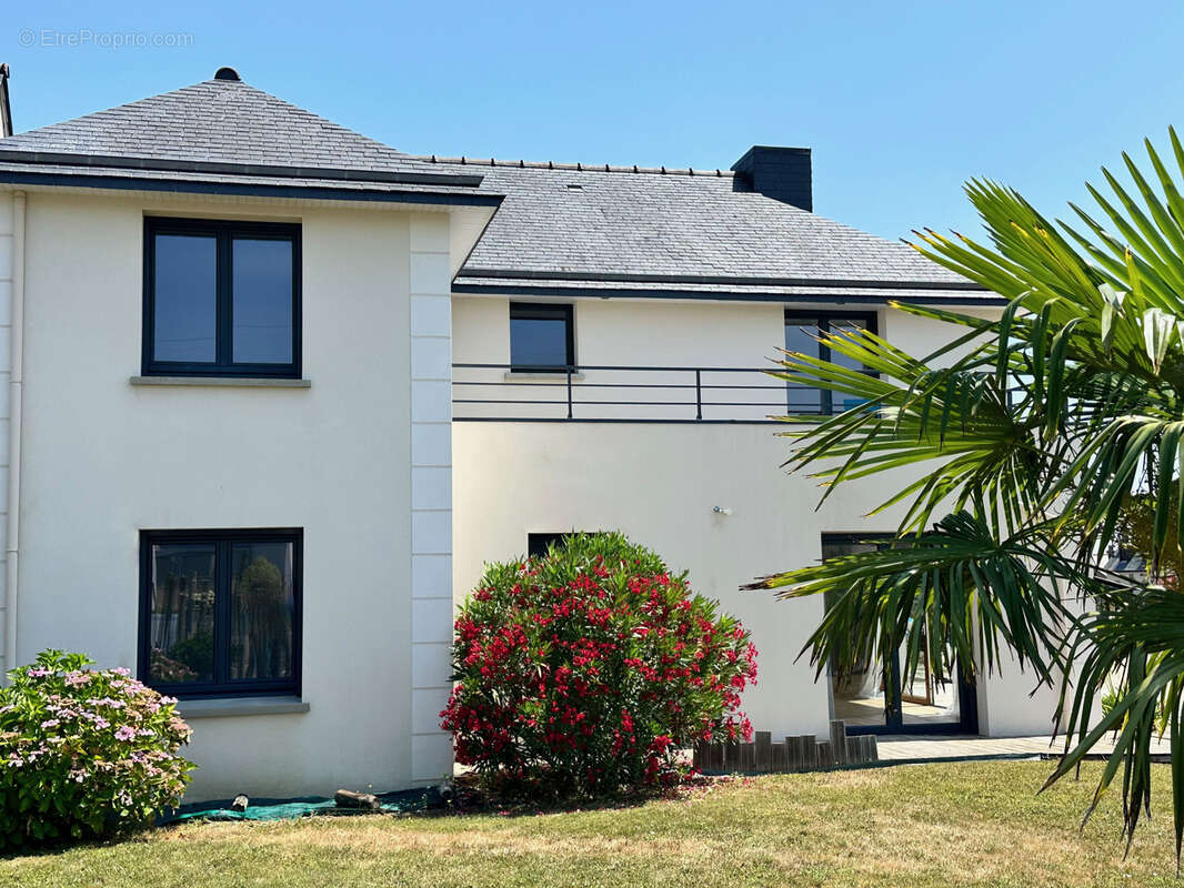 Maison contemporaine 7 pièces de 138m2 A 10 minutes des plages de SAINT CAST LE GUILDO - photo 2