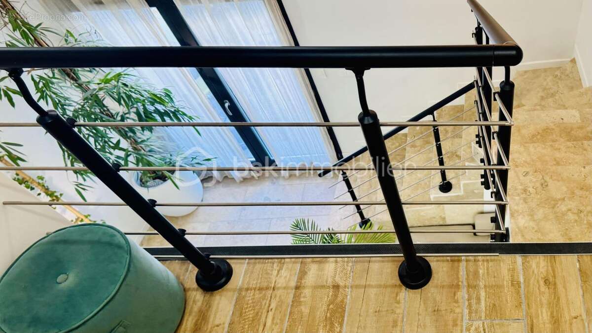 Maison avec 3 appartements modernes - photo 26