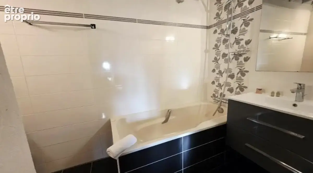 Maison Ambérieux en Dombes 222 M2 terrain 700 M2 - photo 5
