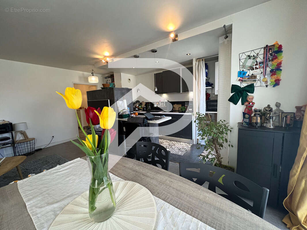 Appartement Montigny-le-bretonneux 2 pièce(s) 51 m2 - photo 2