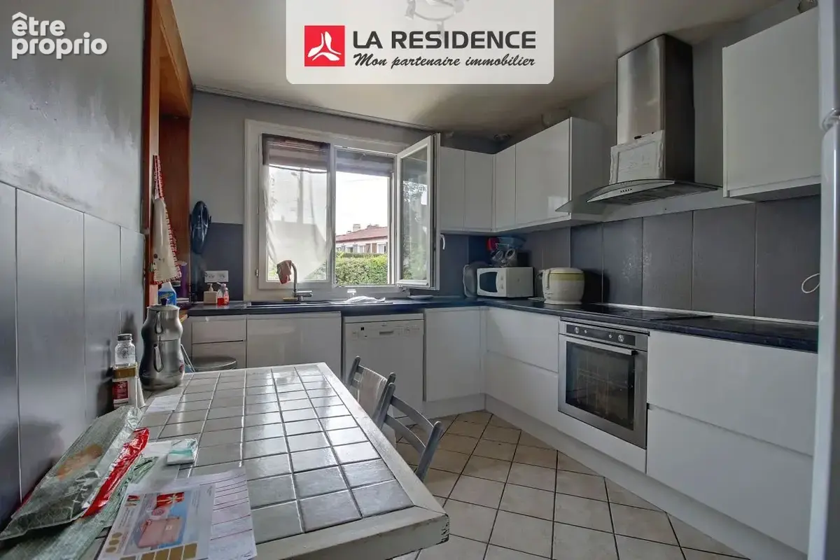 Maison 6 pièces 132 m² à vendre à Saint-Etienne-Du-Rouvray (76800) - photo 4