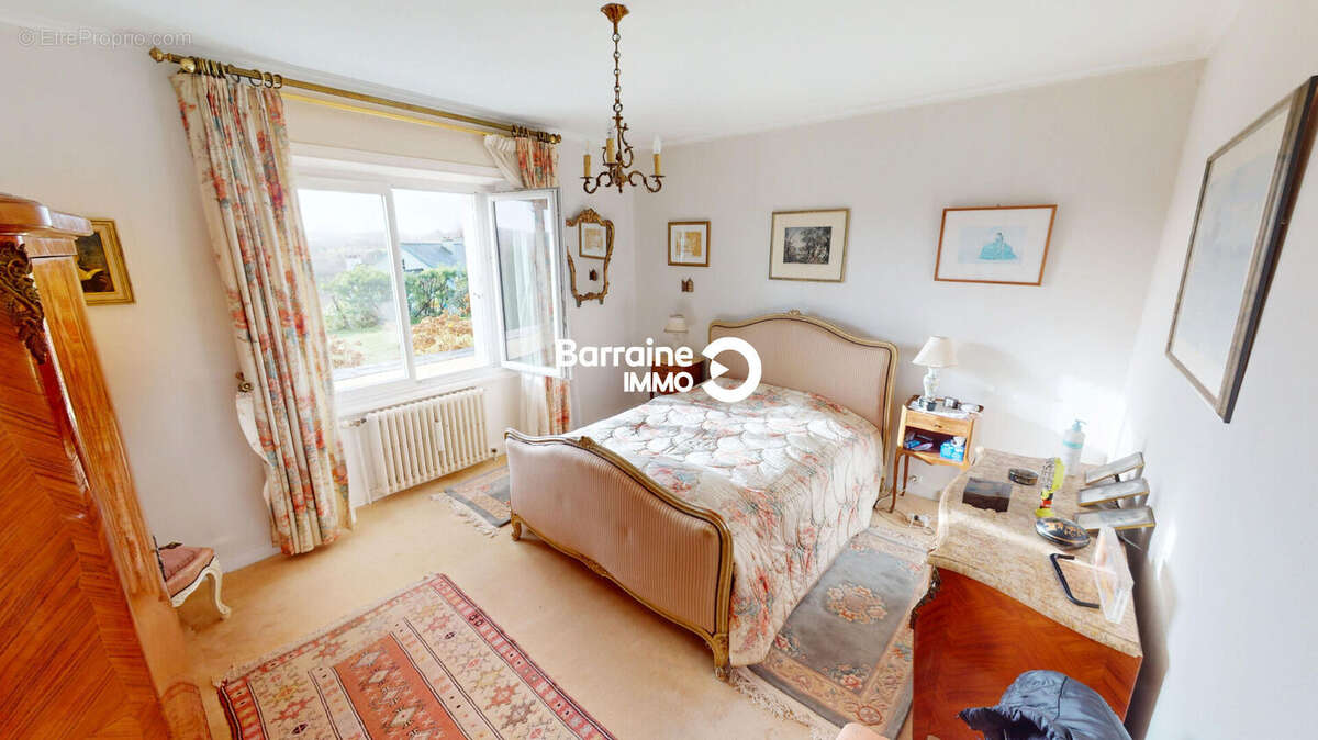 Maison à SAINT-MARTIN-DES-CHAMPS