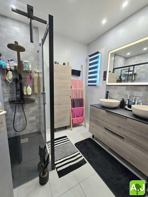 Maison à LA COUTURE-BOUSSEY