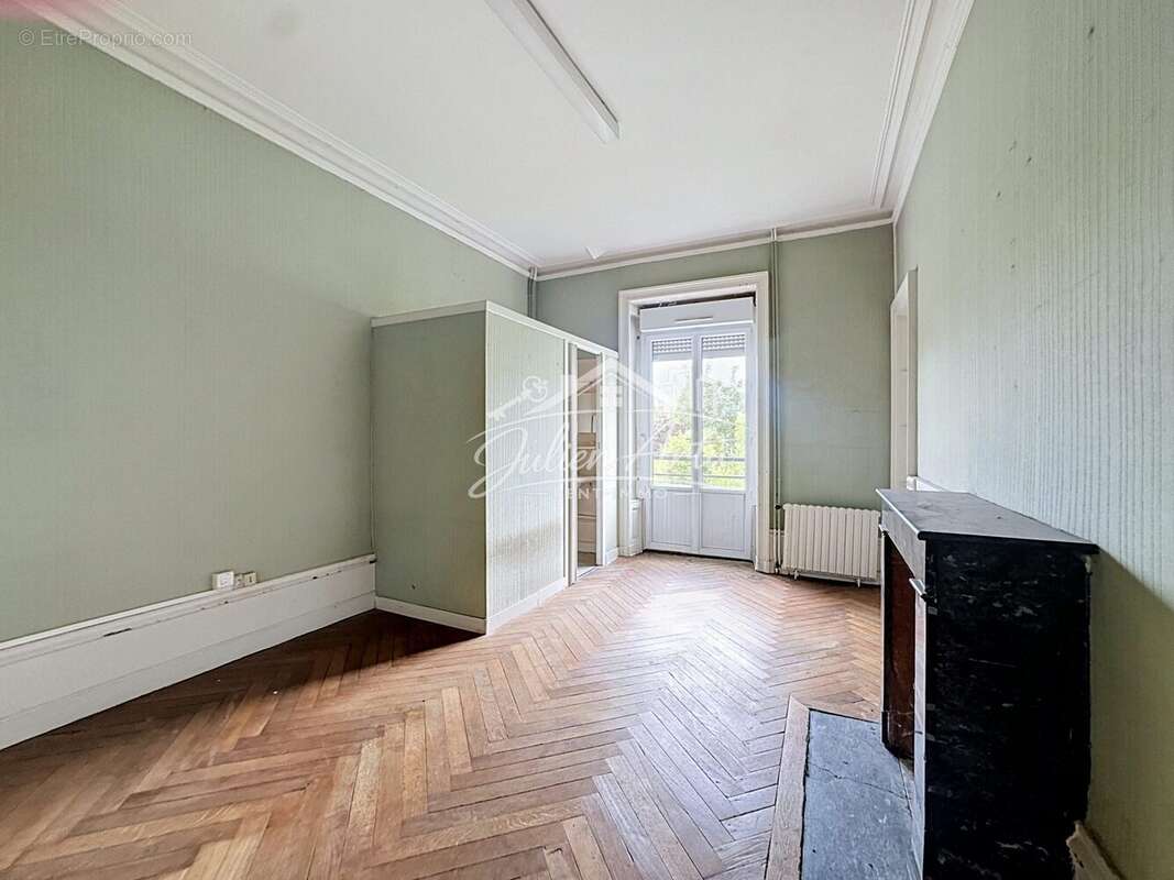 Maison à NANTES