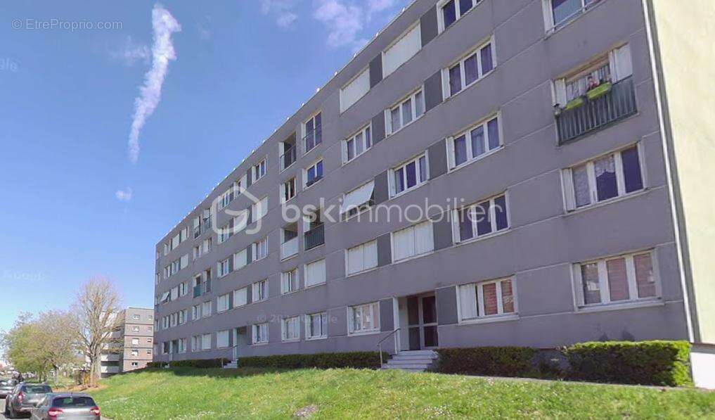 Appartement à FLEURY-LES-AUBRAIS