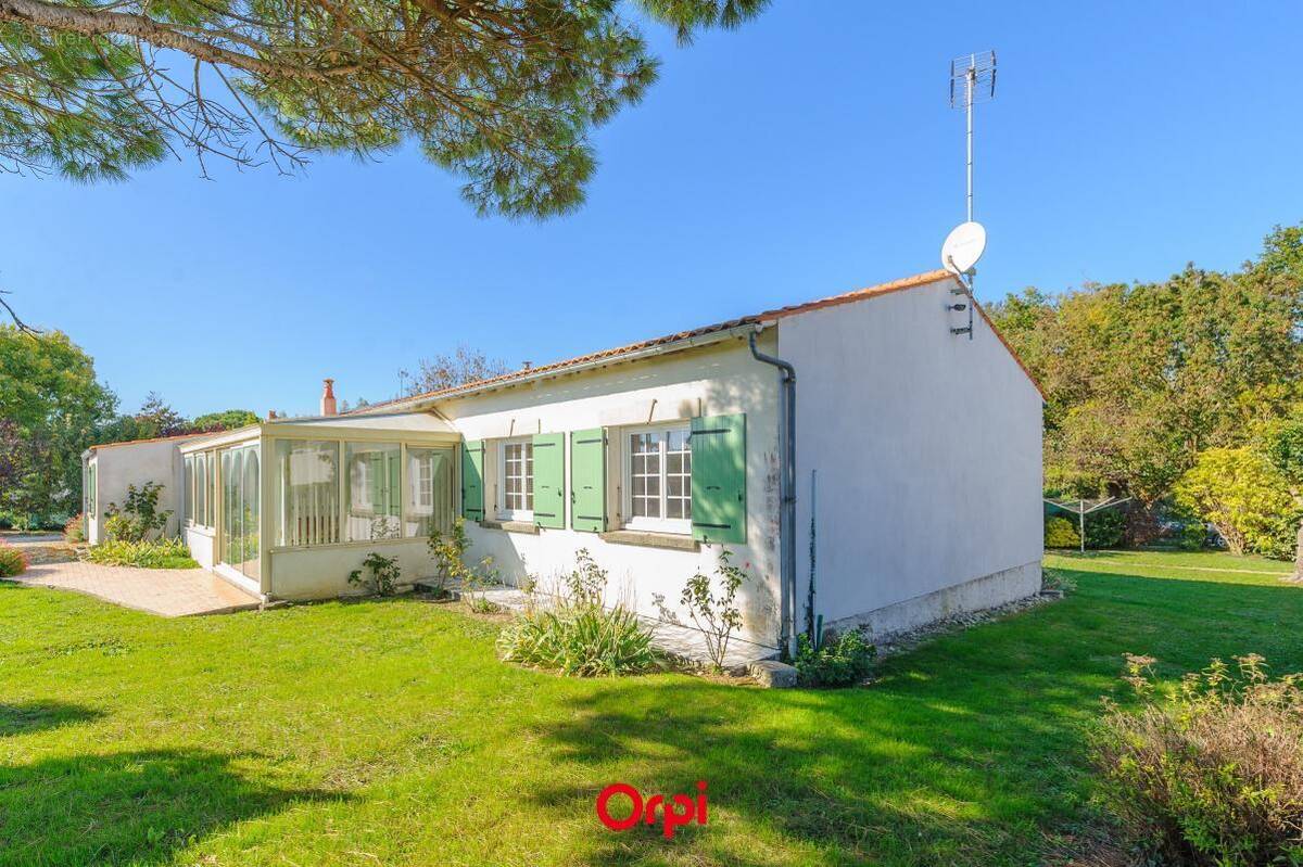 Maison à SALLES-SUR-MER