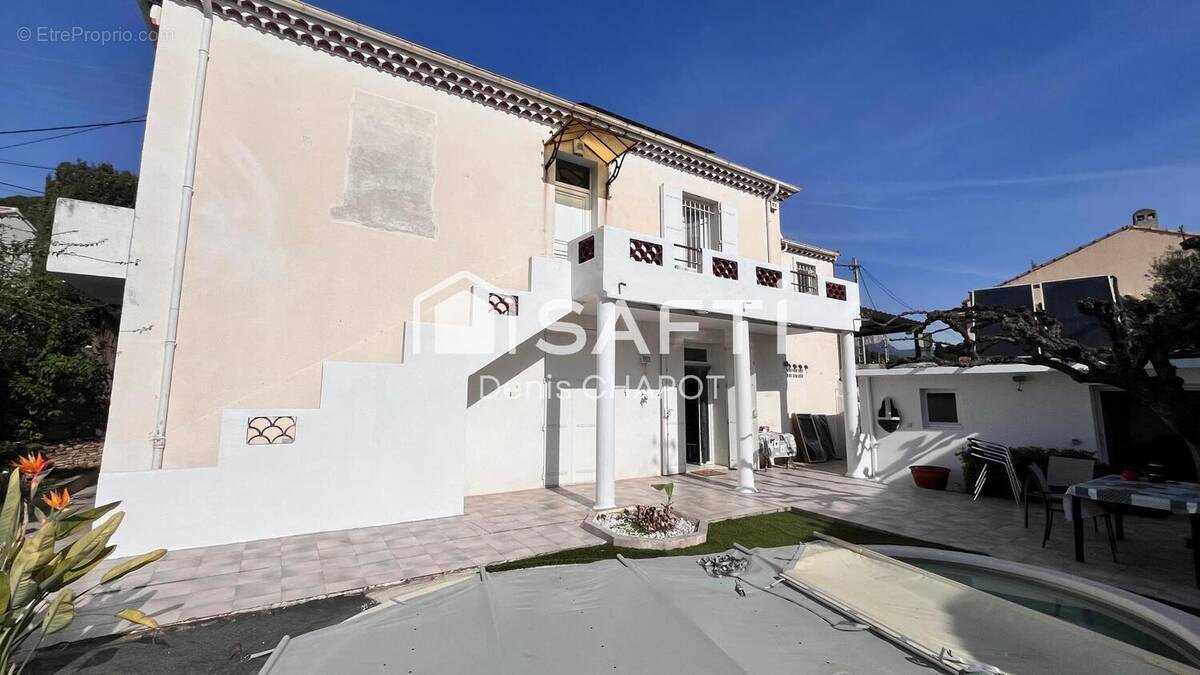 Photo 1 - Maison à TOULON