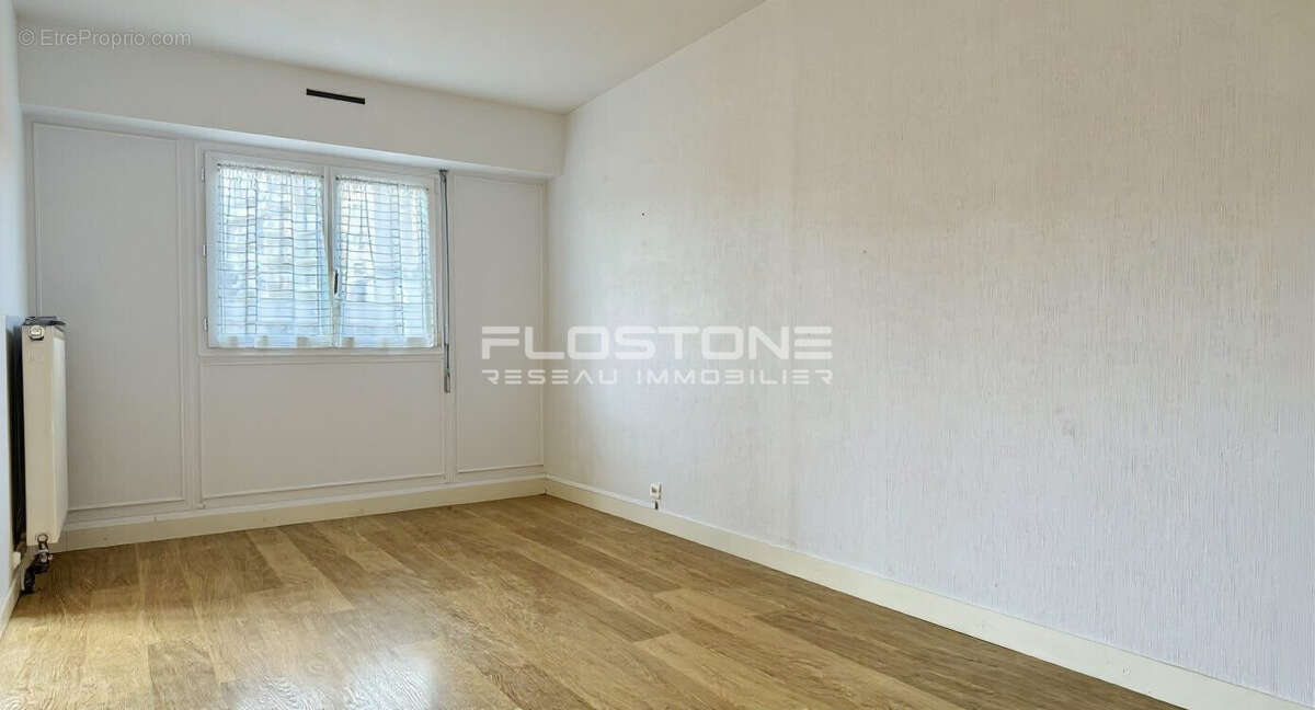 Appartement à ROSNY-SOUS-BOIS