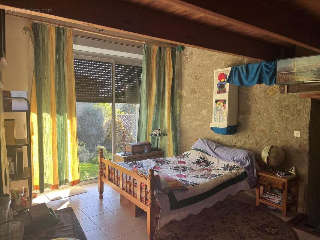 Chambre 2 avec mezzanine - Maison à FIGEAC