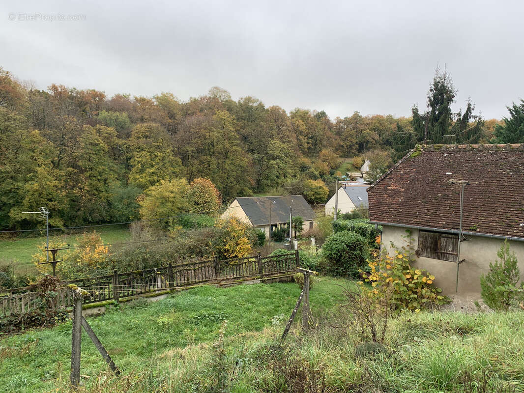 Maison à NAZELLES-NEGRON