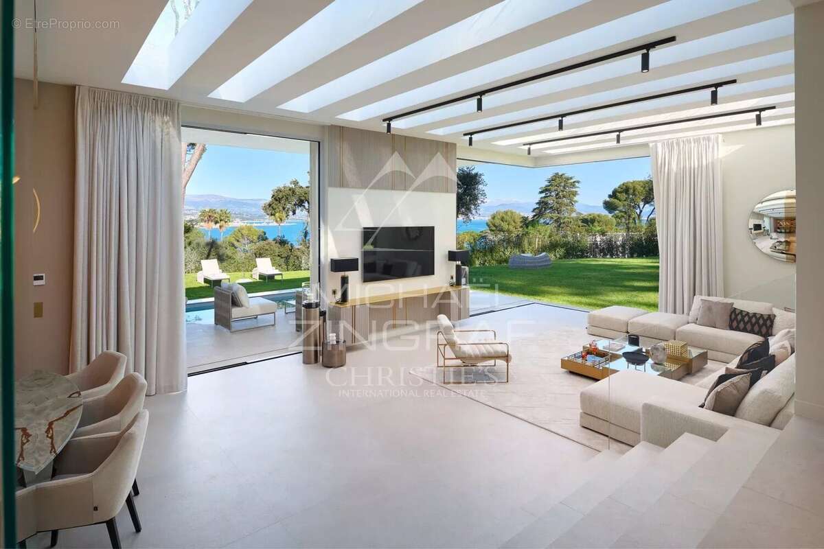 Villa Neuve de Luxe avec Vue Panoramique sur la Mer - photo 3