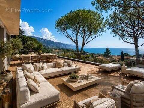Maison 264 m² à Roquebrune-Cap-Martin  - photo 2