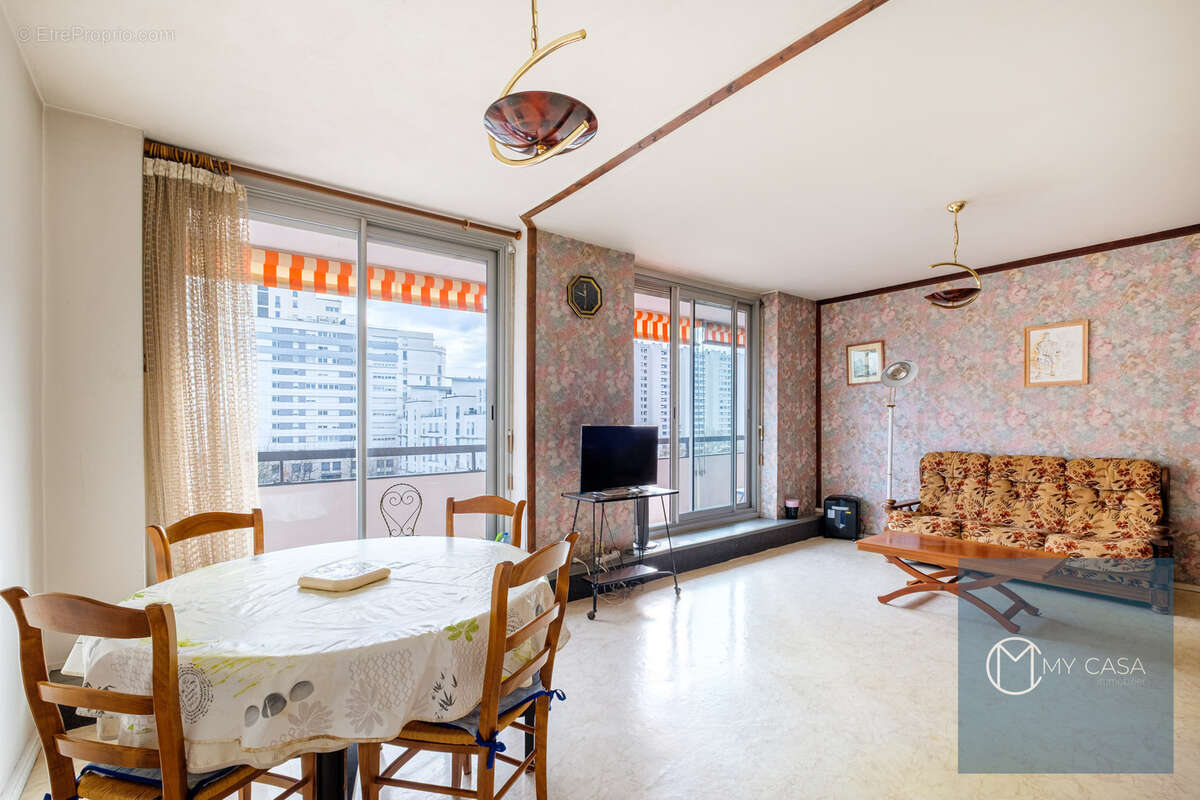 Appartement à LYON-9E