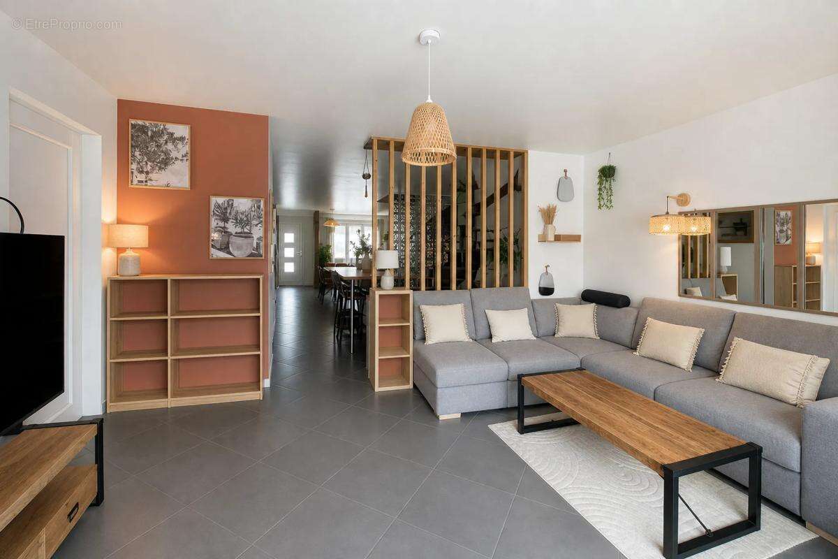 Maison de ville de 5 pièces de 107 m² en vente à Nangis - photo 5