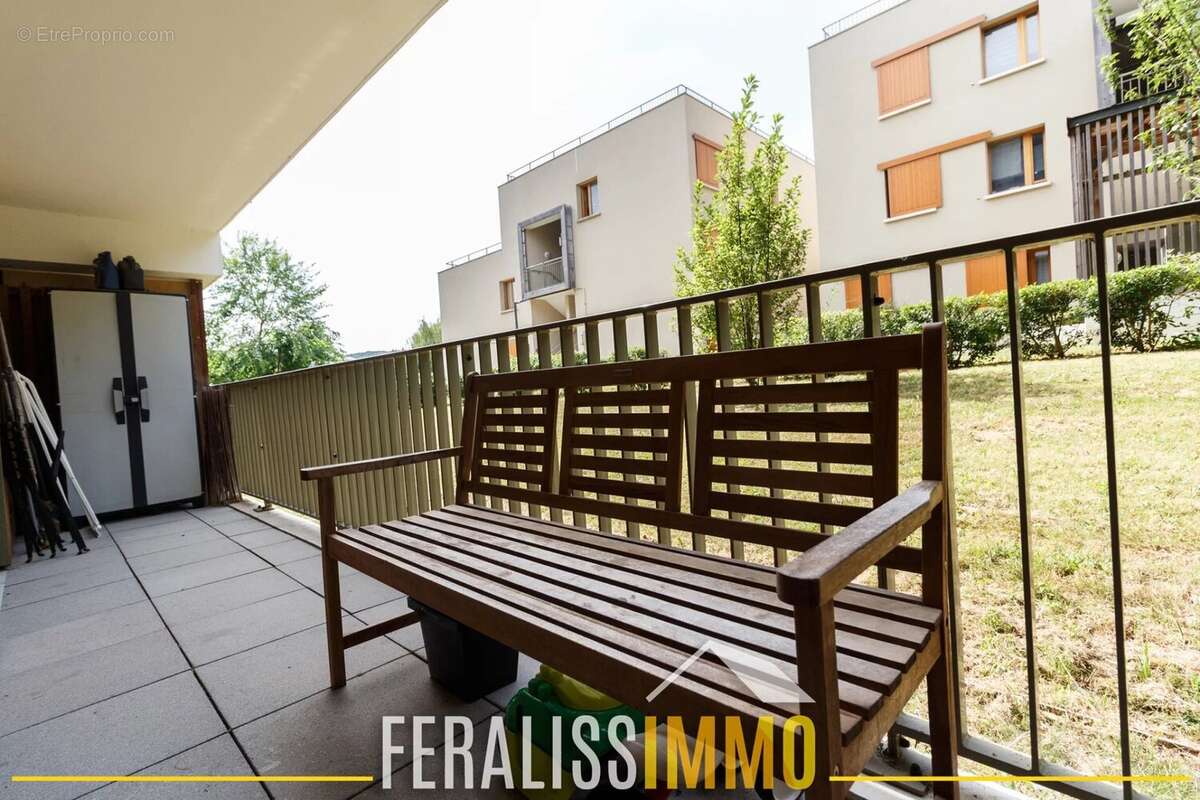 Appartement à MENUCOURT