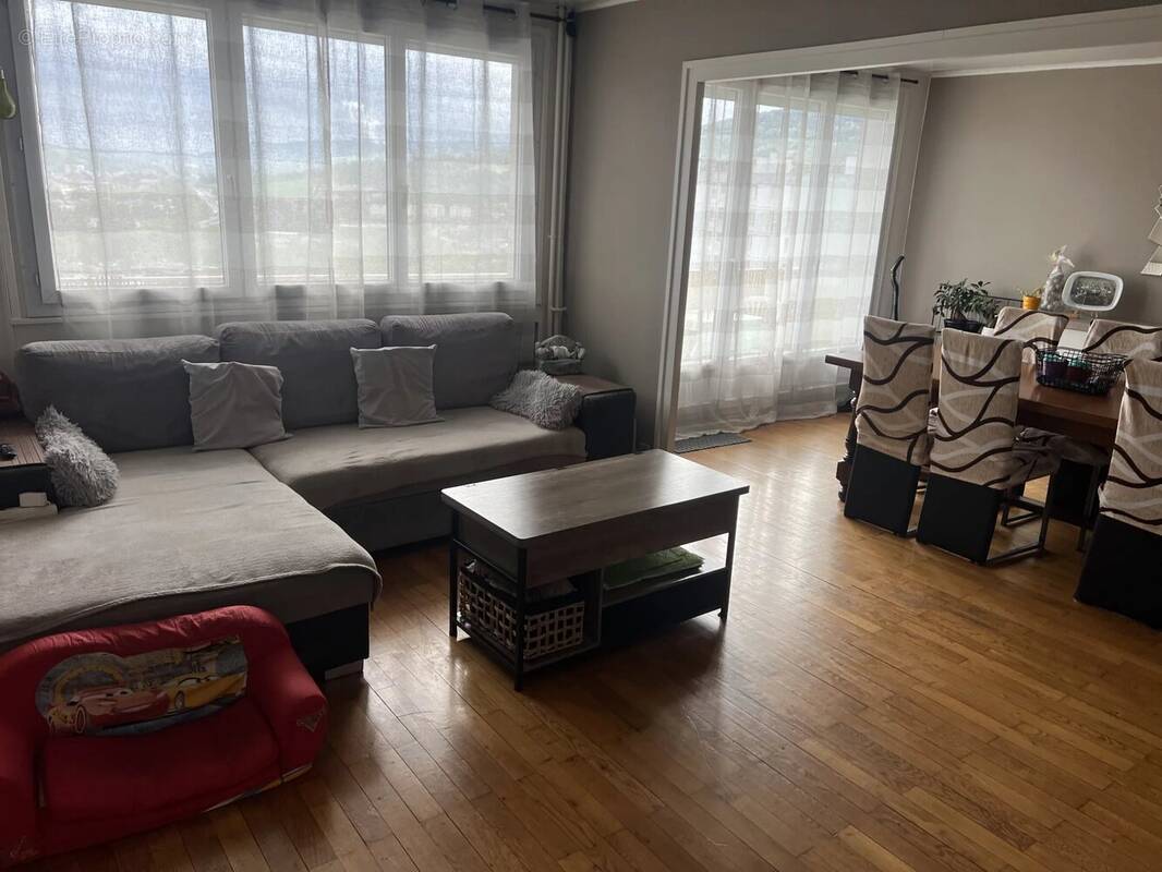 Appartement à FIRMINY