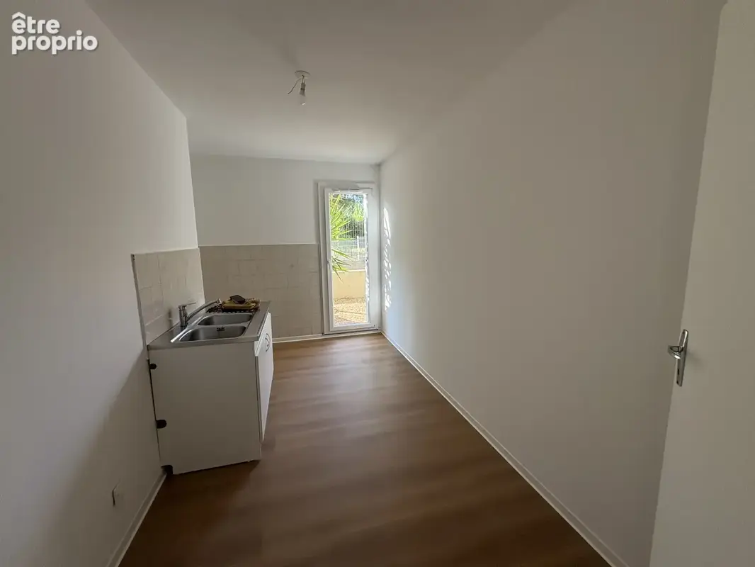 Furiani   Résidence « U Pinu »   T4 de 84,70 m2 en rez-de-jardin avec loggia - photo 5